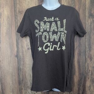 Bou Tee Que Closet Gray 'Just a Small Town Girl' Tee M                      M263